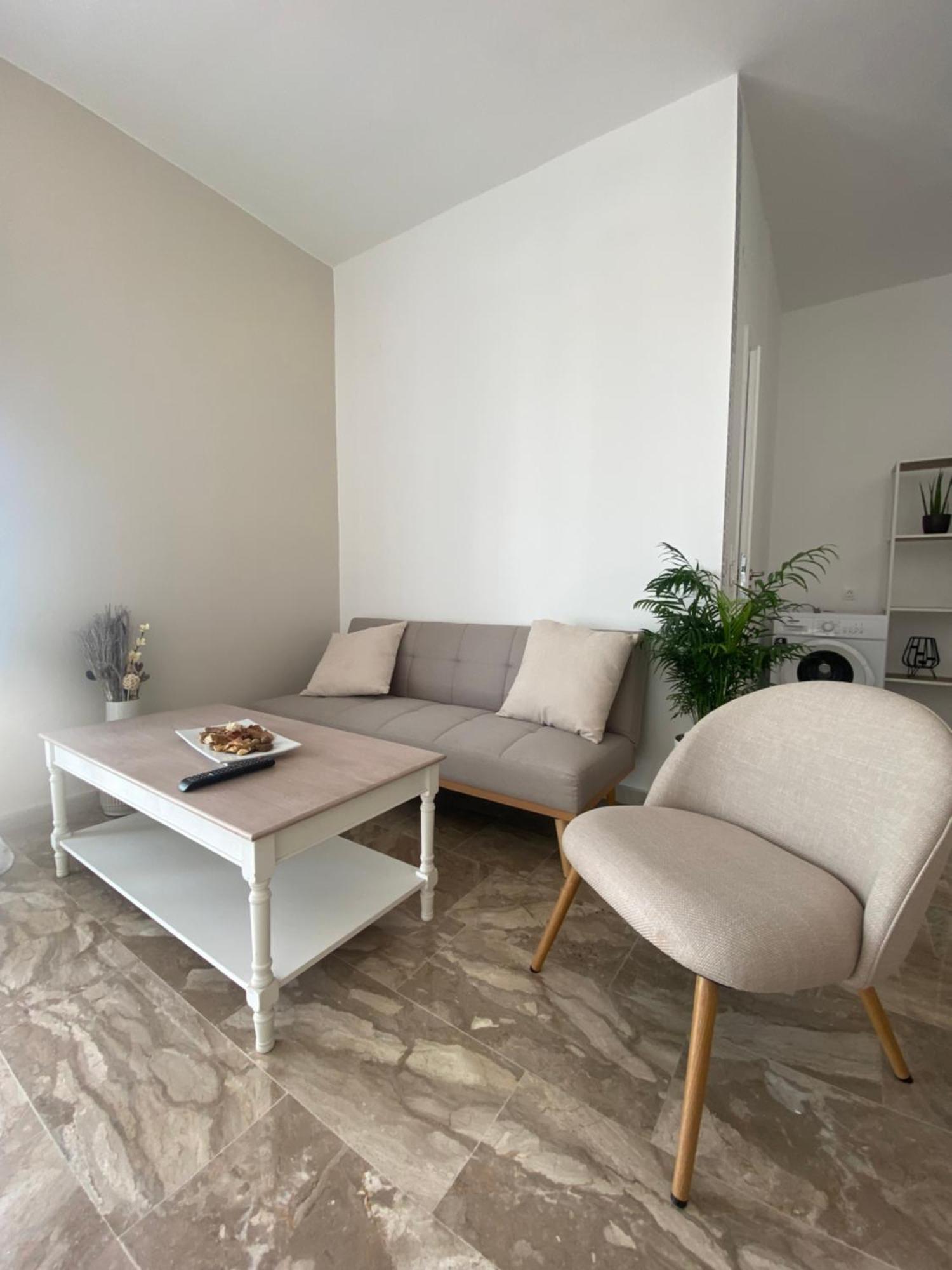 Avra Sfakia Apartments Khóra Sfakíon Exteriör bild