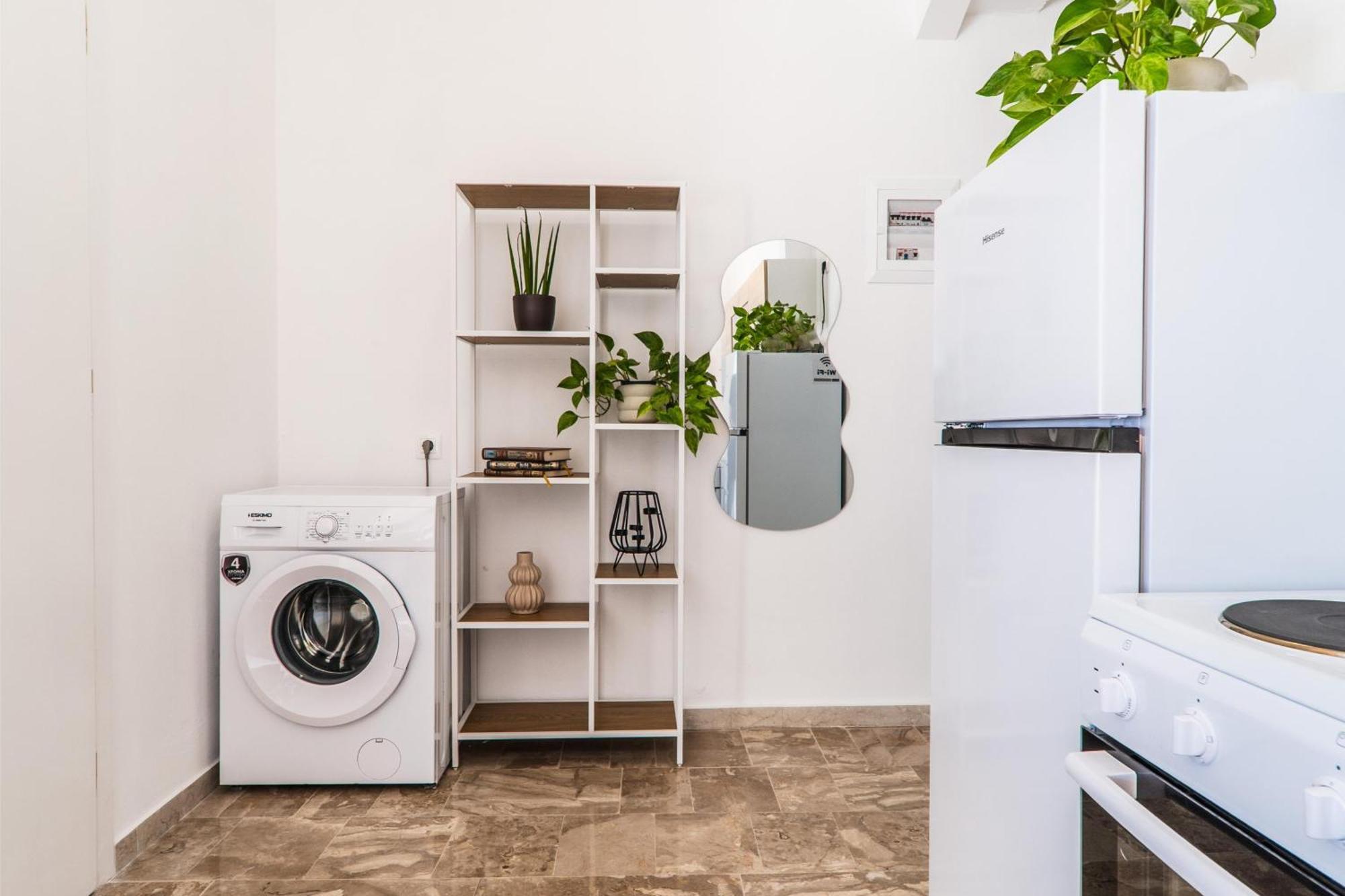 Avra Sfakia Apartments Khóra Sfakíon Exteriör bild