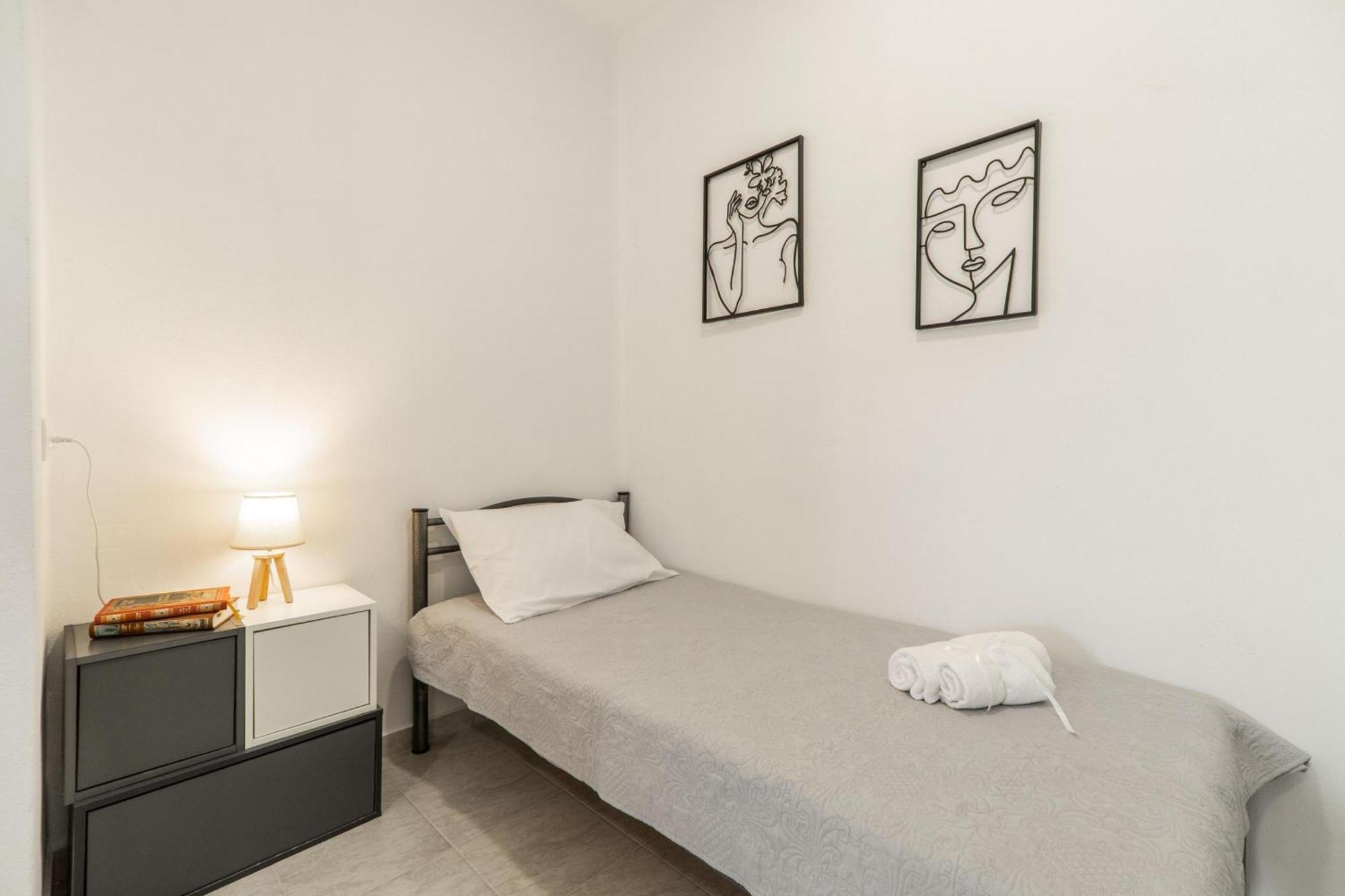 Avra Sfakia Apartments Khóra Sfakíon Rum bild